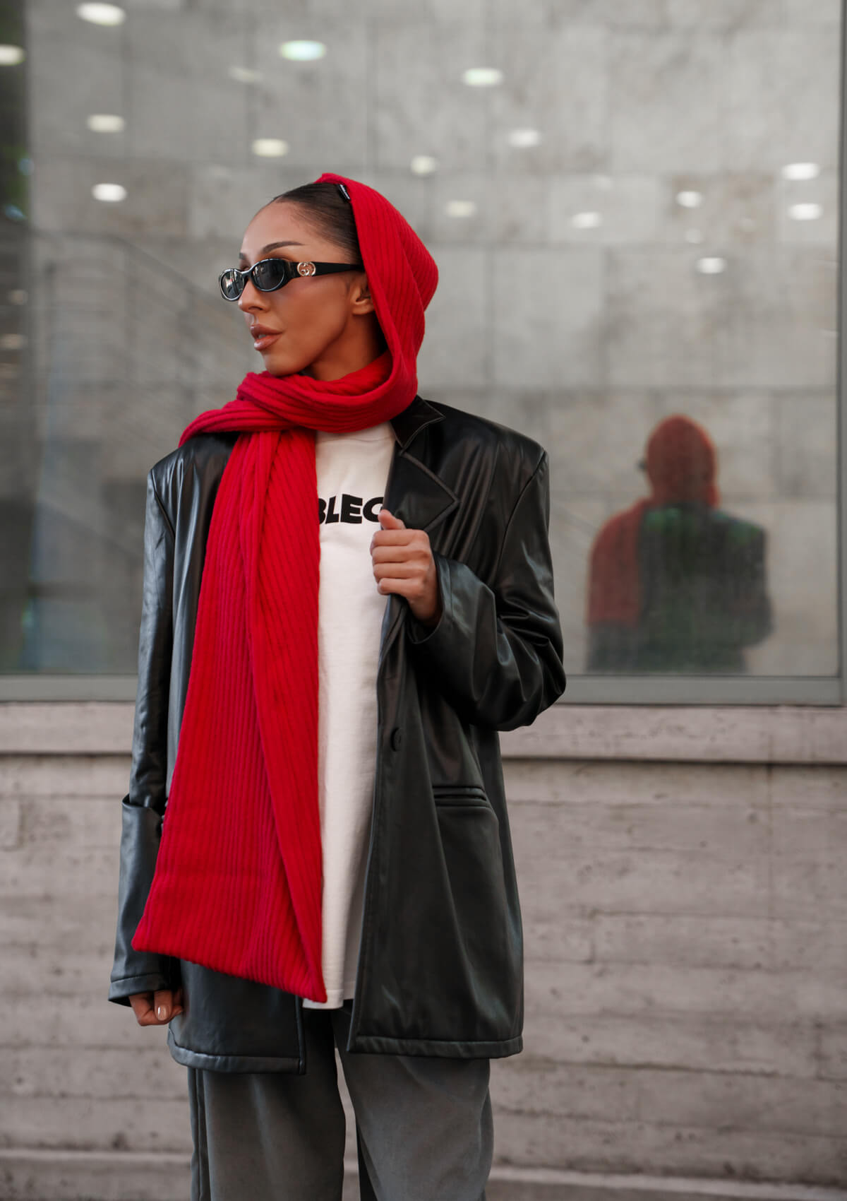 GLOSSES & ACCESSORIES